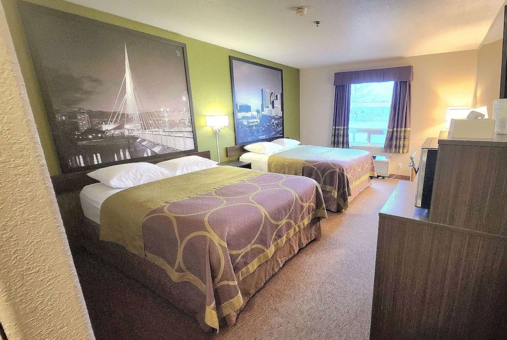 Room, 2 Queen Beds, Non Smoking