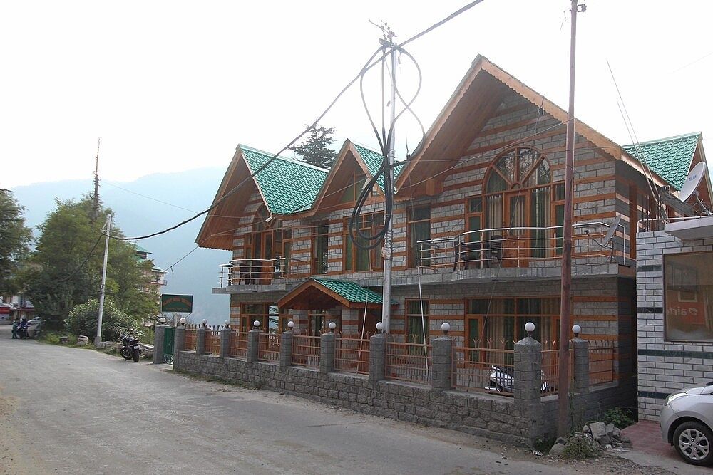 OYO 7538 Home Stay Rajput Royal Cottage