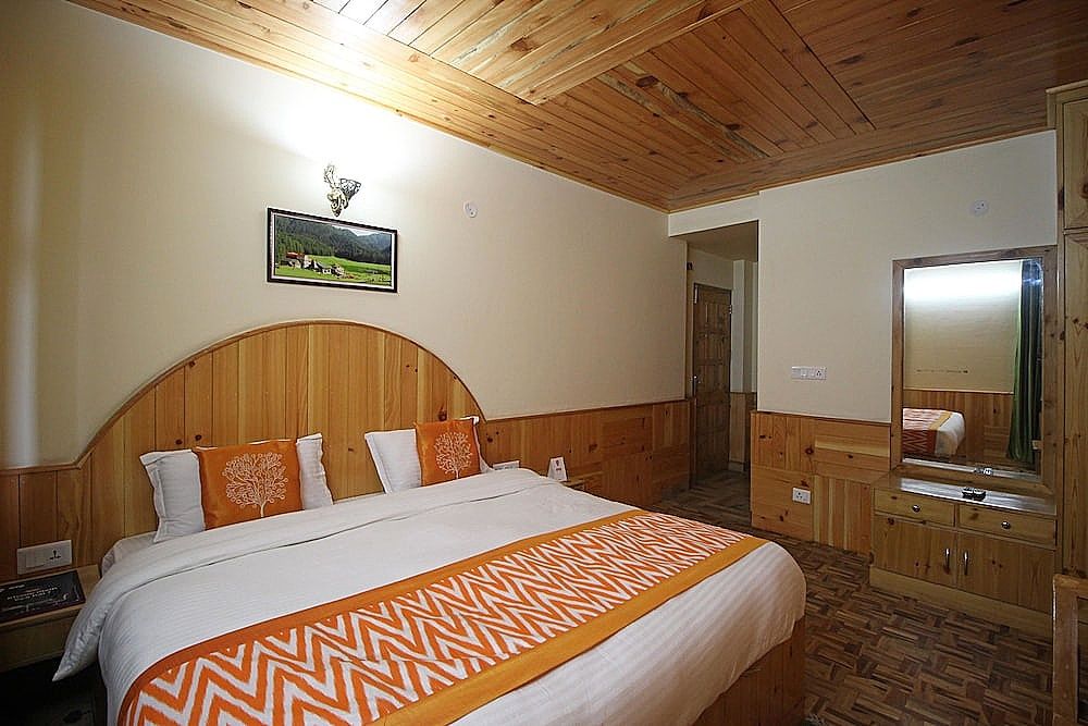 OYO 7538 Home Stay Rajput Royal Cottage Standard Double or Twin Room 8