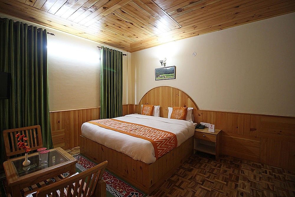 OYO 7538 Home Stay Rajput Royal Cottage Standard Double or Twin Room 6