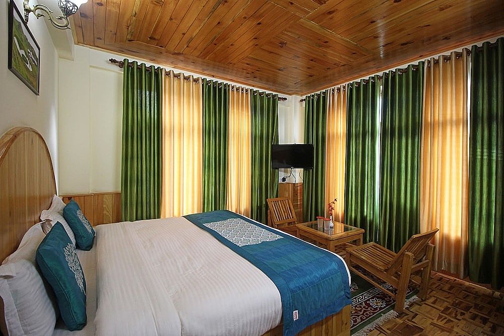 OYO 7538 Home Stay Rajput Royal Cottage Standard Double or Twin Room 10