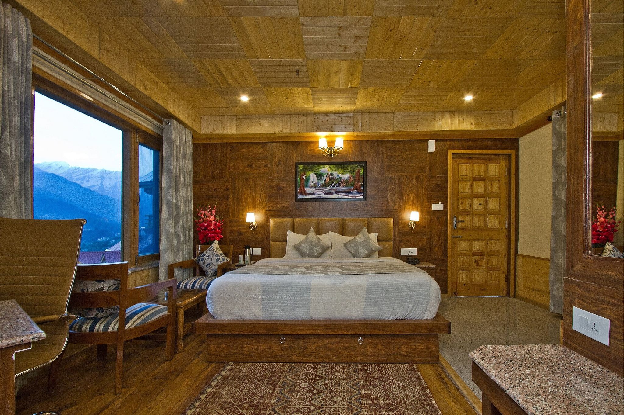 Deluxe Cottage Room (centrally heated Mountain view with Balcony)