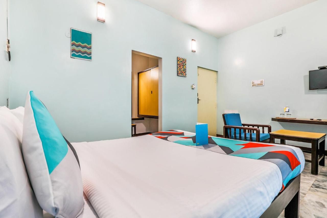 FabHotel Santhi Inn Deluxe Room 19