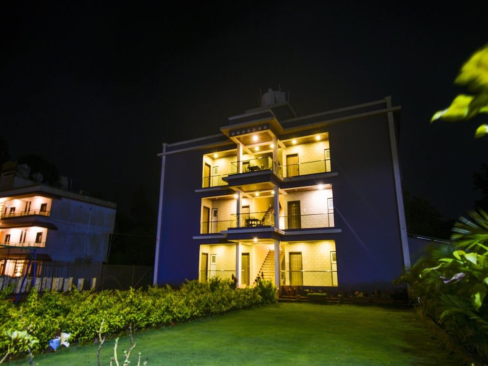 Front of property - evening/night