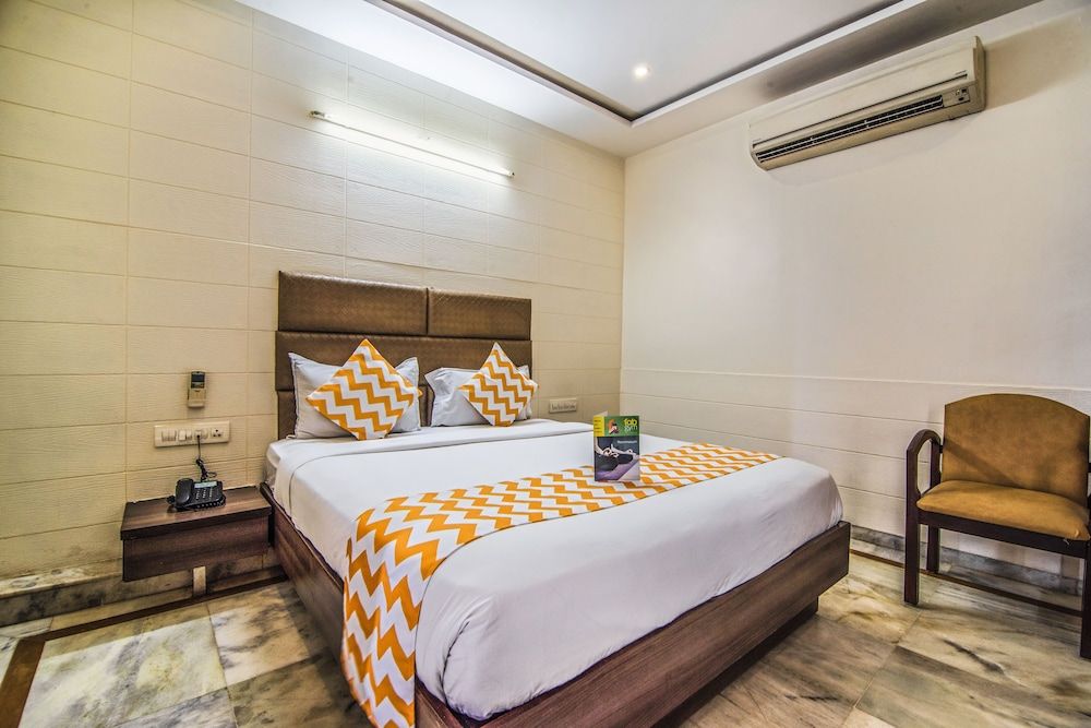 FabExpress Satya Inn Deluxe Room, 1 Double Bed, Non Smoking 6