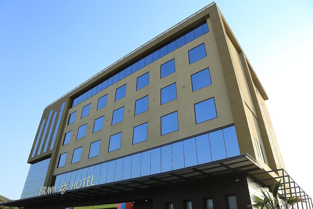 undefined Bravia Hotel- Punchseel Nagar 7
