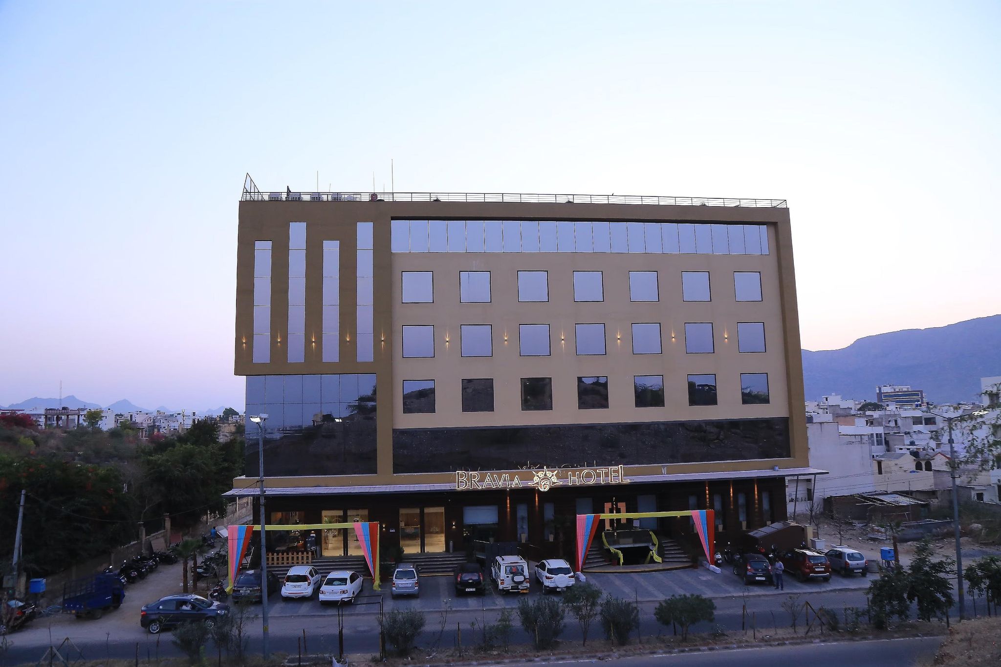 undefined Bravia Hotel- Punchseel Nagar 8