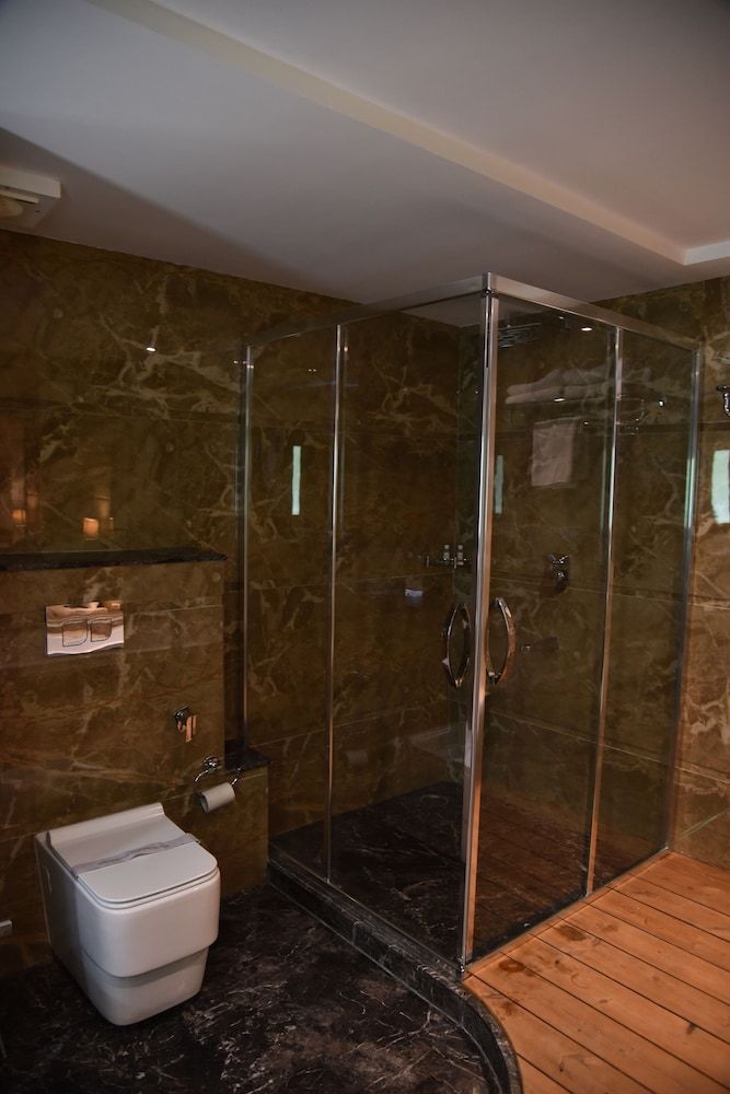 THE NARAYANAM Royal Suite 7