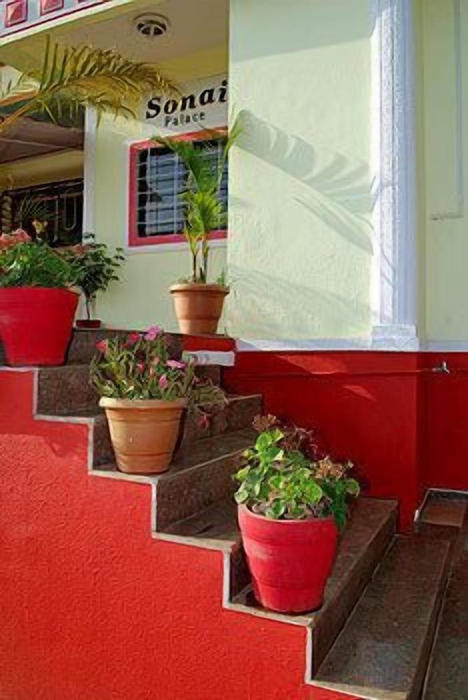 undefined Hotel Shantis Sonai 9