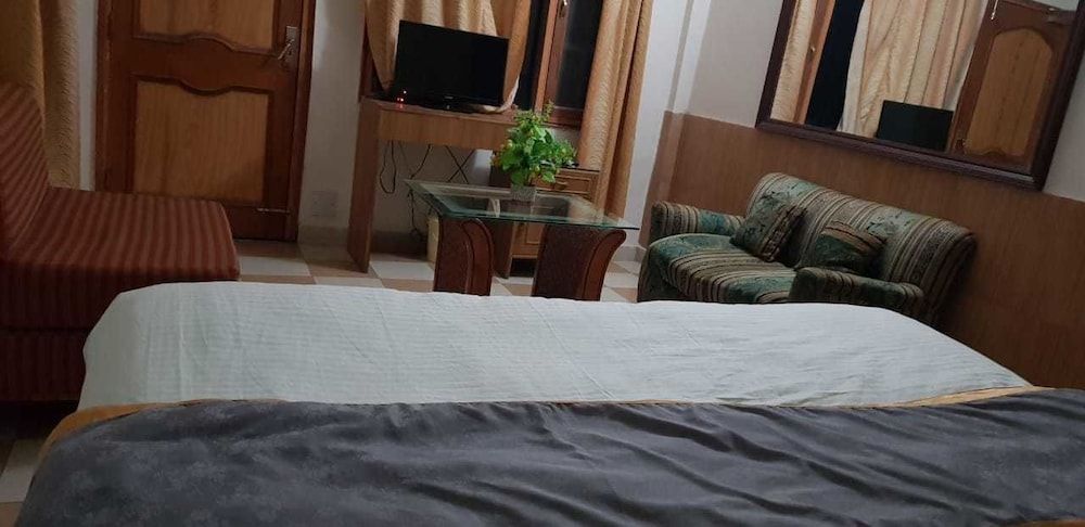 undefined Centre Point Resorts And Club 7