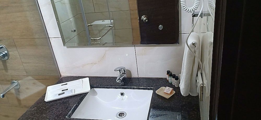 Hotel Aagaaz for Luxury Stay & Celebration Premium Room 6