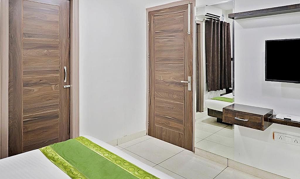 Itsy By Treebo - K Homes Acacia 6