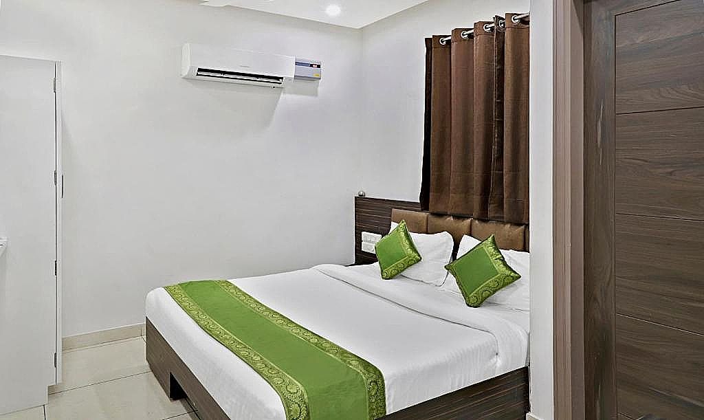 Itsy By Treebo - K Homes Oak