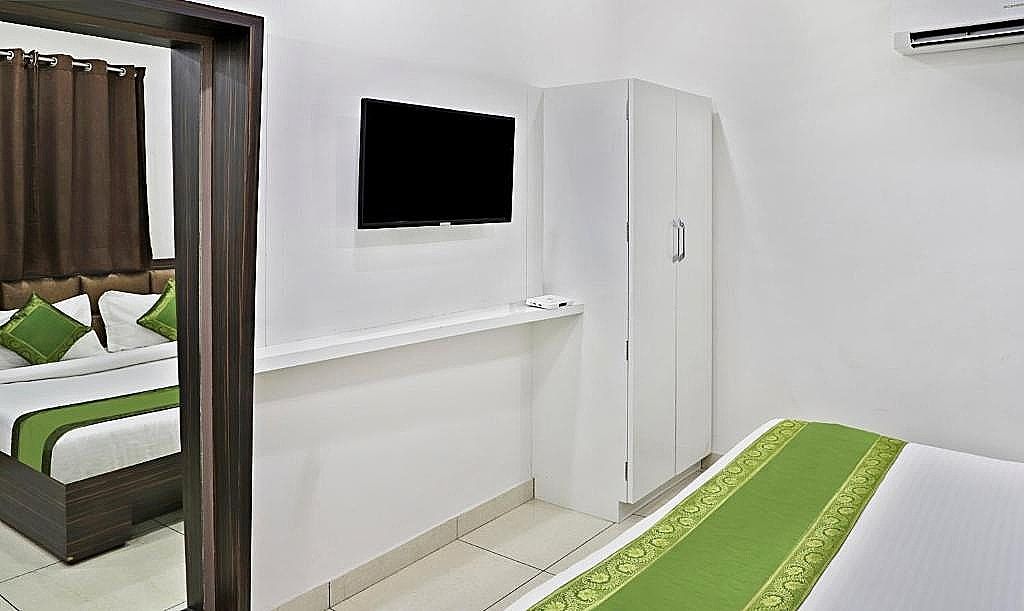 Itsy By Treebo - K Homes Oak 8