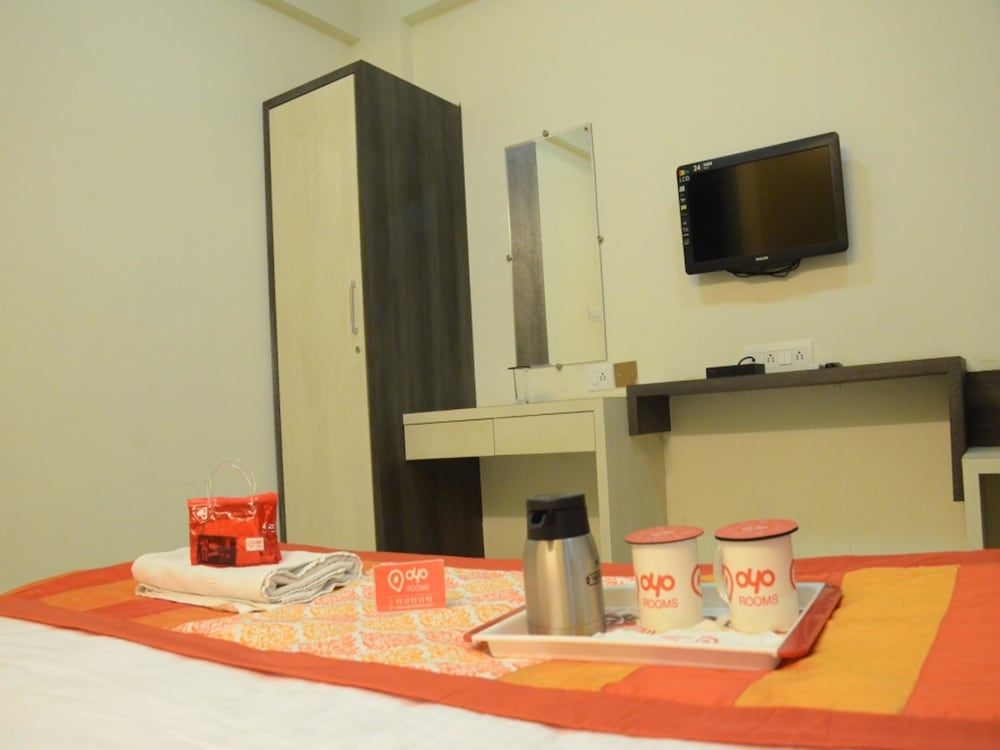 OYO 1881 Cozy Nest Standard Double or Twin Room, Private Bathroom 6