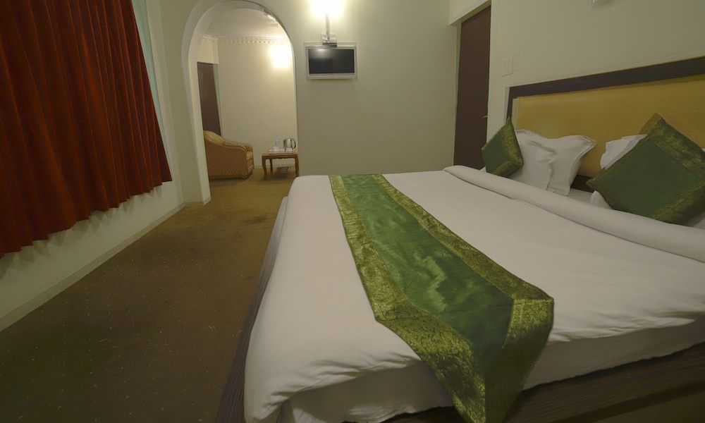 Premier Pahalgam Premier Double Room 2