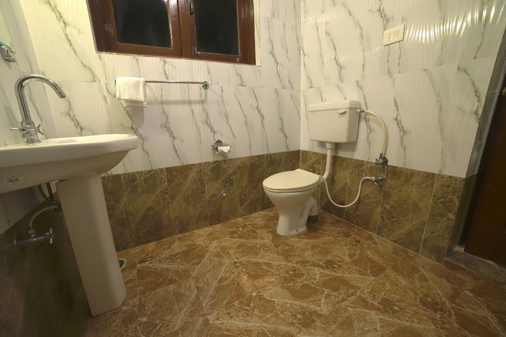 Premier Pahalgam Premier Double Room 6