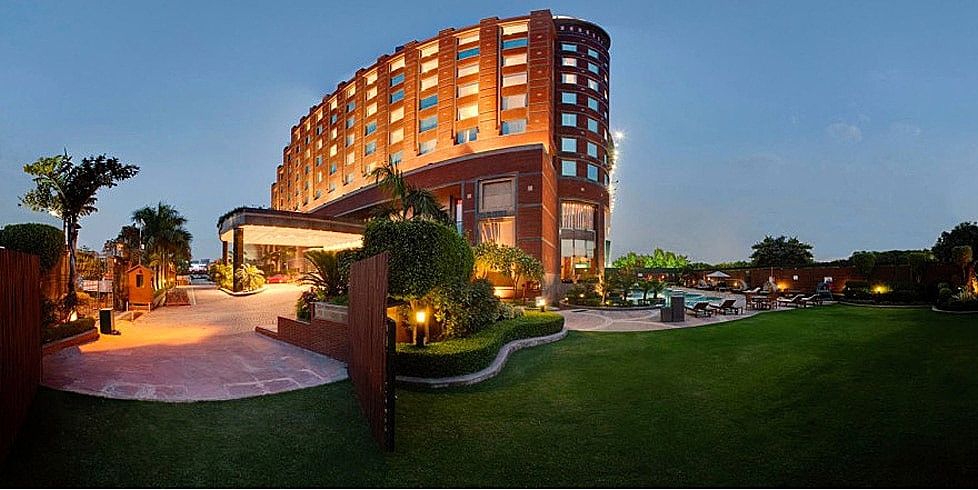 undefined Radisson Blu Hotel Noida 10