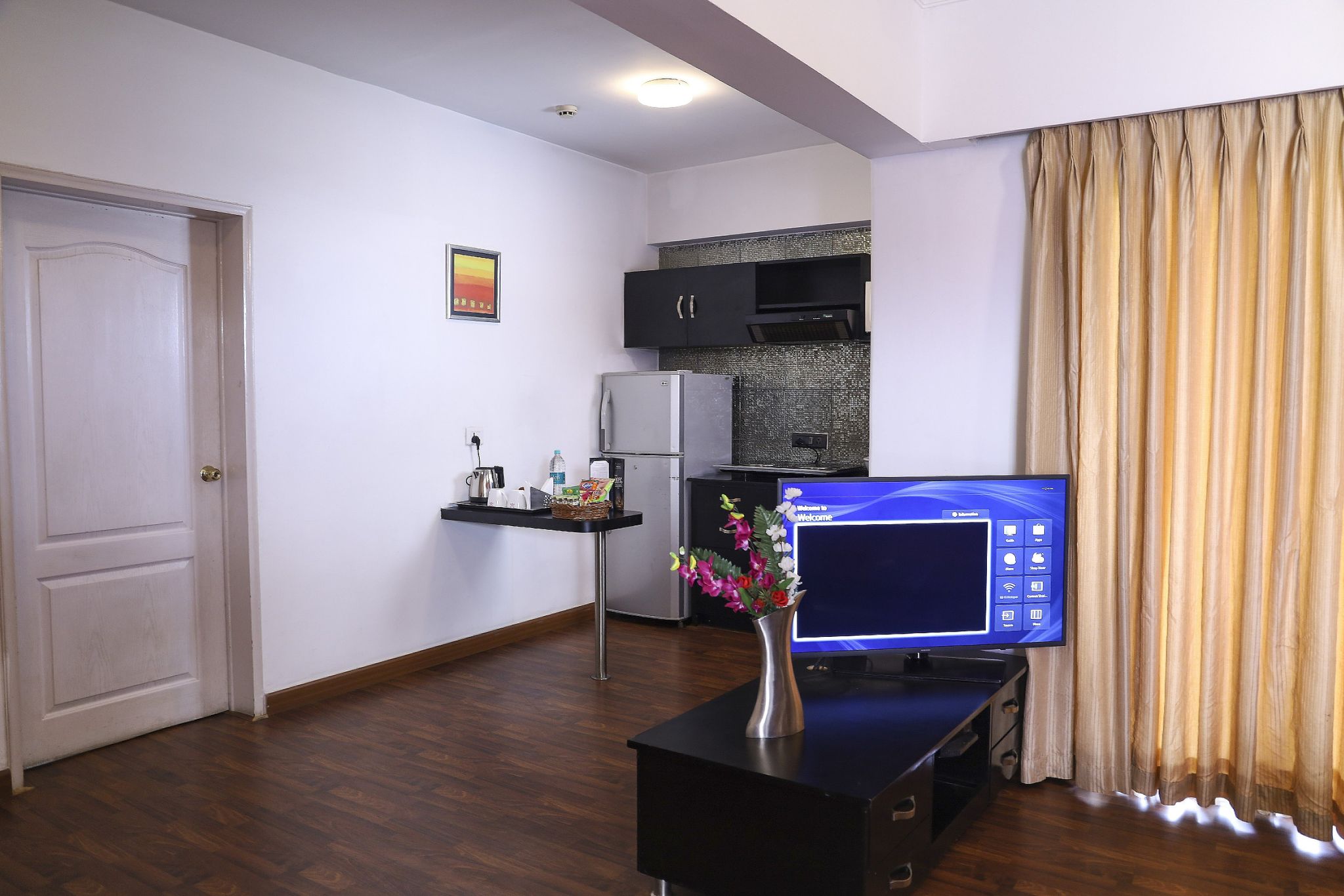 Royal Orchid Golden Suites Pune Deluxe Suite 12