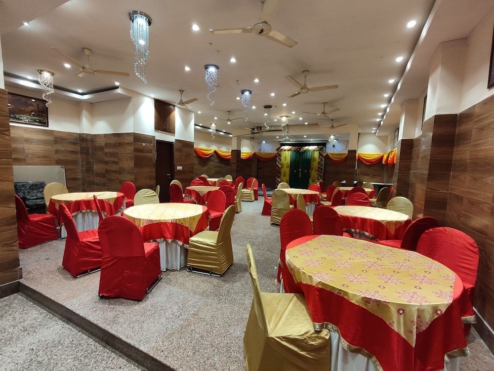 Stay@203 Deluxe Room With Free WiFI 9