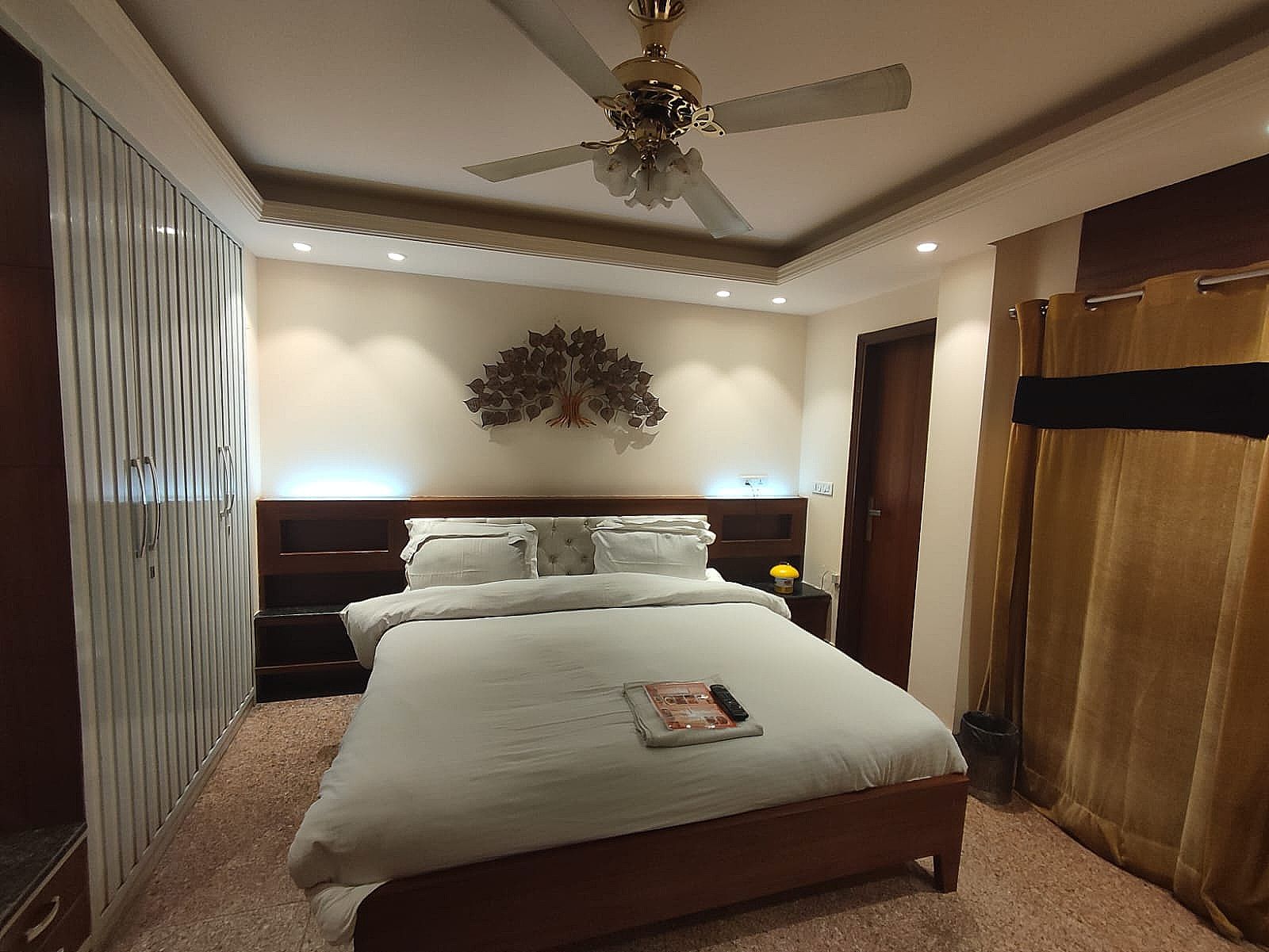 Stay@203 Deluxe Room With Free WiFI 8