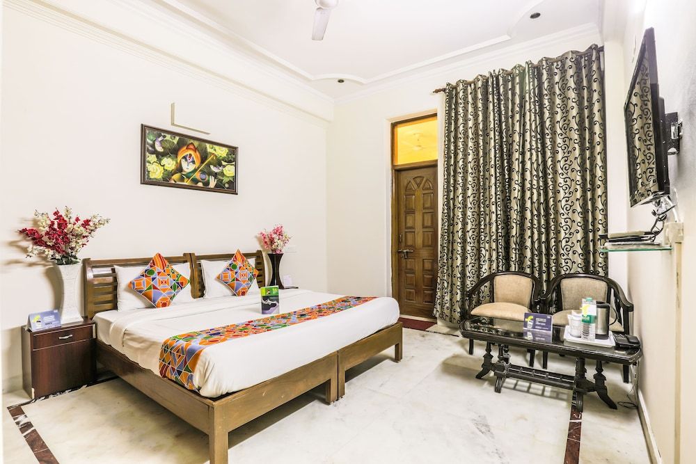 undefined FabHotel Silver Inn 10