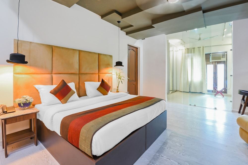 undefined OYO 18606 Home@b74 3