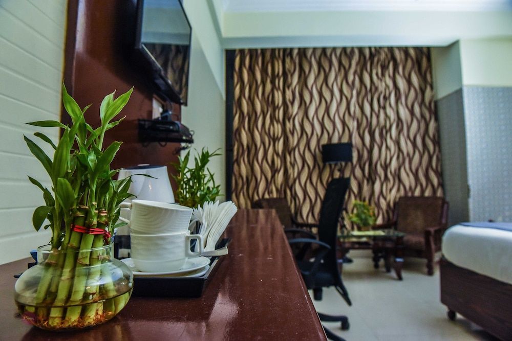 City Stay Hotel-51 Deluxe Room 8