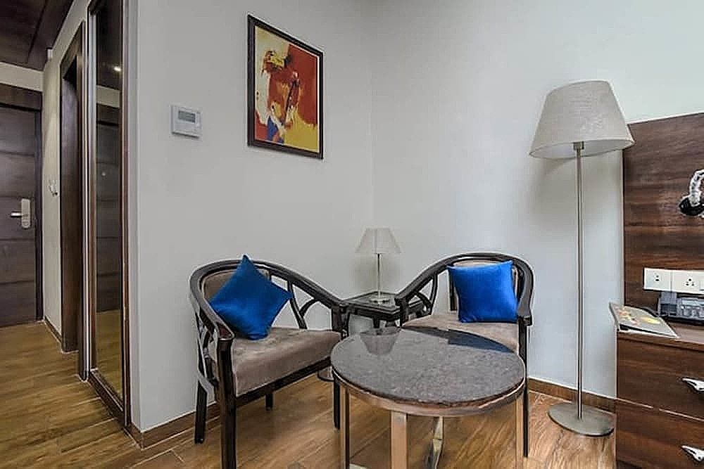 JB Skyhilton Inn Standard Room 25