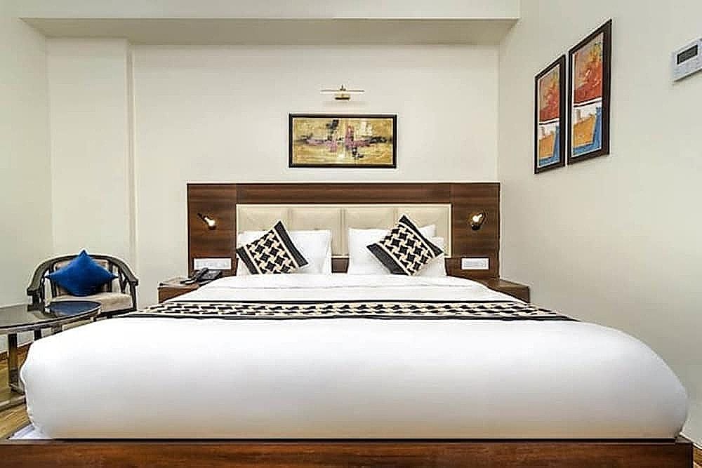 JB Skyhilton Inn Standard Room 4