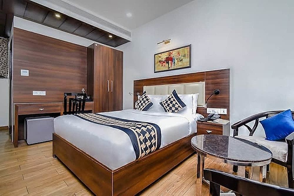 JB Skyhilton Inn Standard Room 15