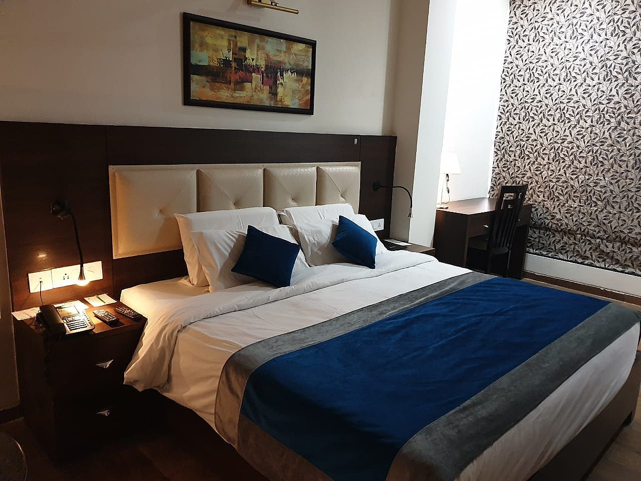 undefined JB Skyhilton Inn 10