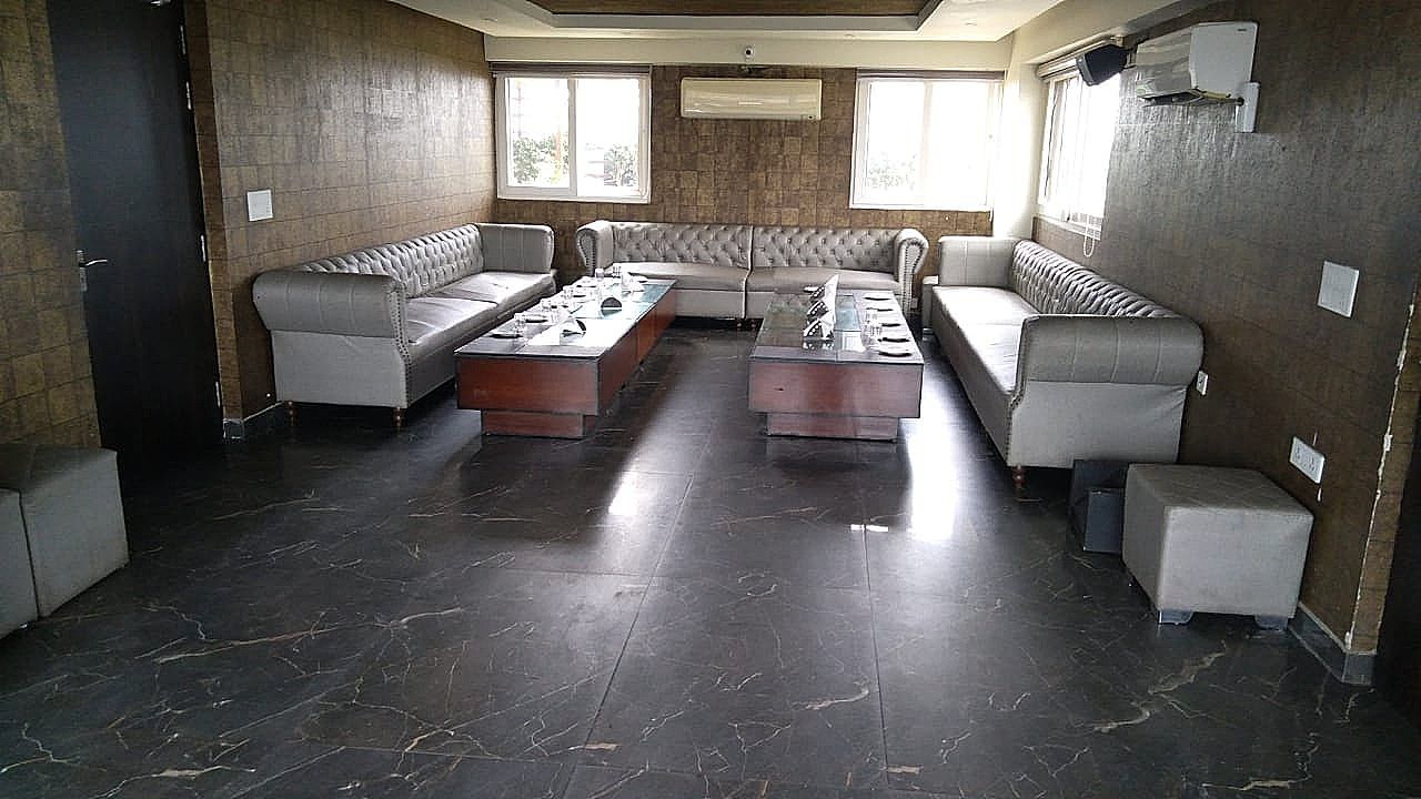 undefined JB Skyhilton Inn 2