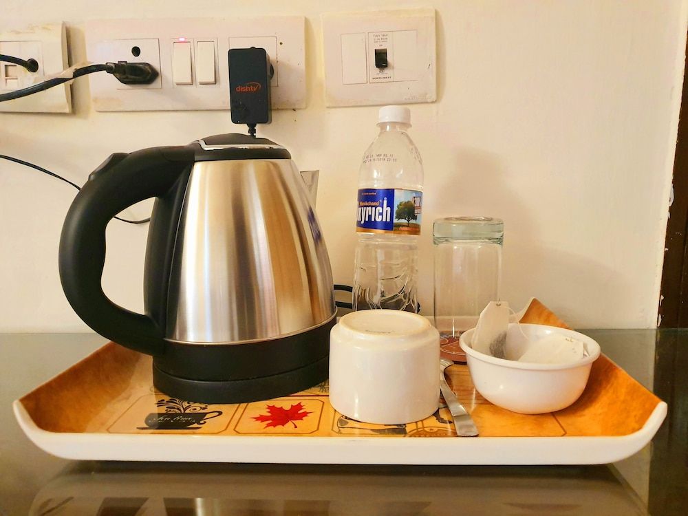 Merriment Hotel Sec 31 Executive Double Room, 1 Double Bed 6