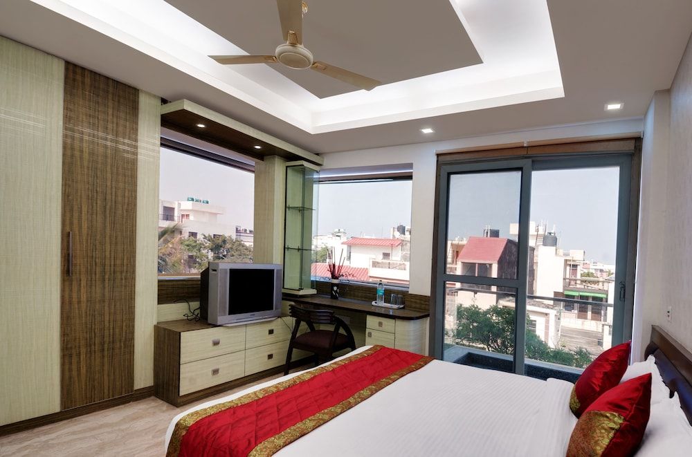 OYO 380 Hotel Atithee Residency Standard Double or Twin Room, 1 Double Bed, Private Bathroom 11