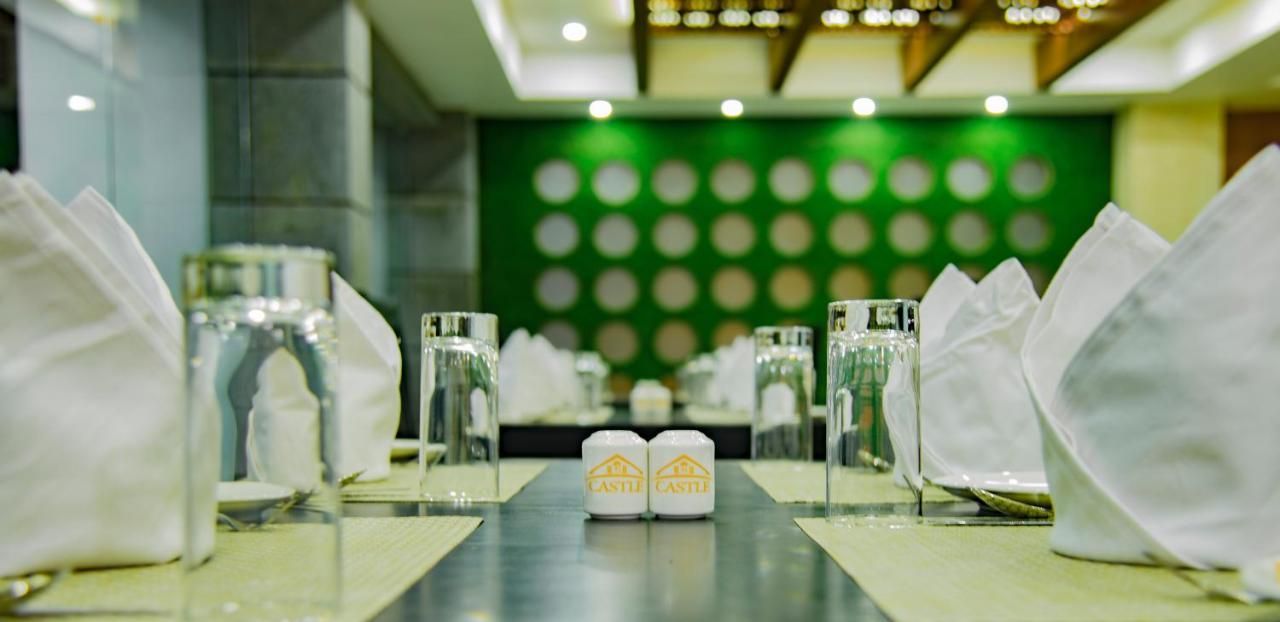 Food & Dining