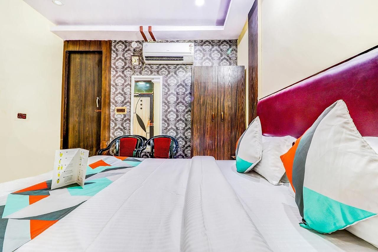 FabHotel Gazal Residency Deluxe Room 12