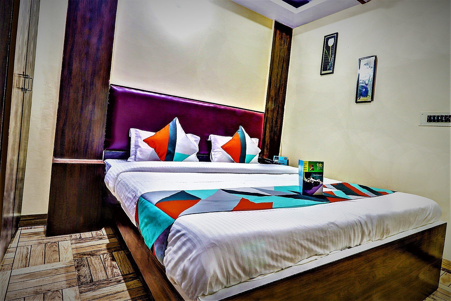 FabHotel Gazal Residency Deluxe Room 9