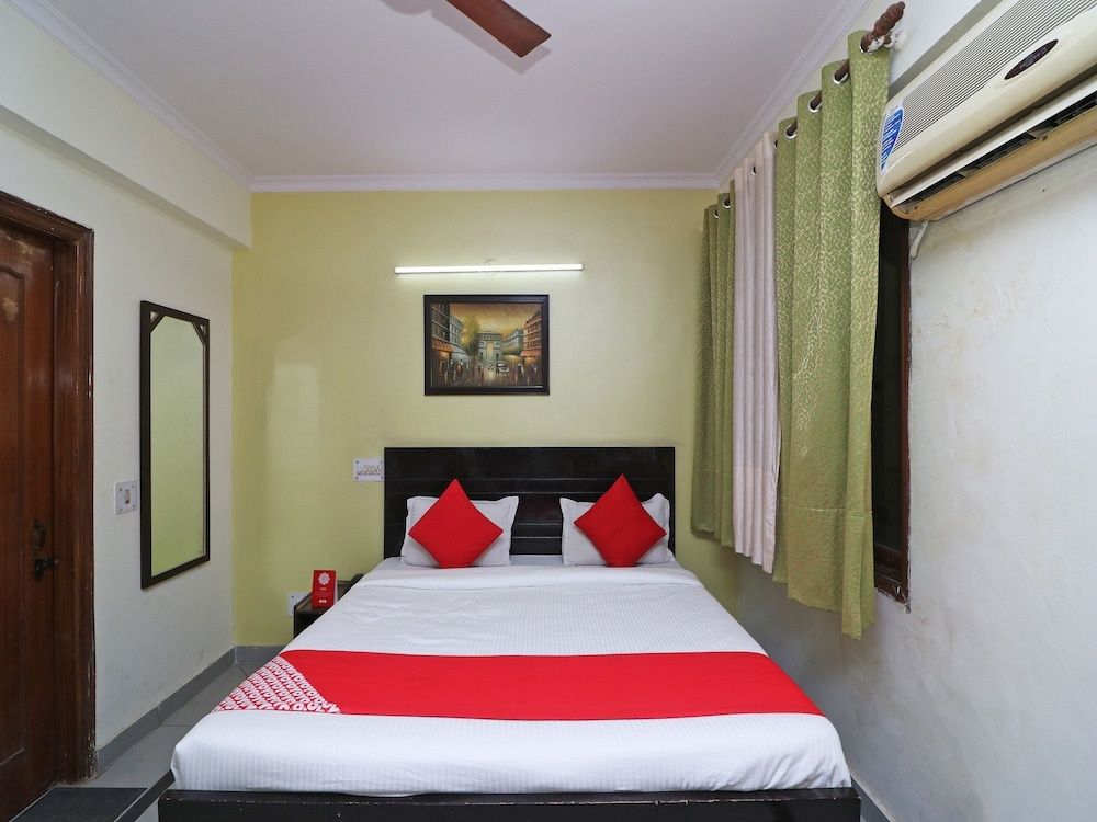 undefined OYO 598 Hotel B K House 6
