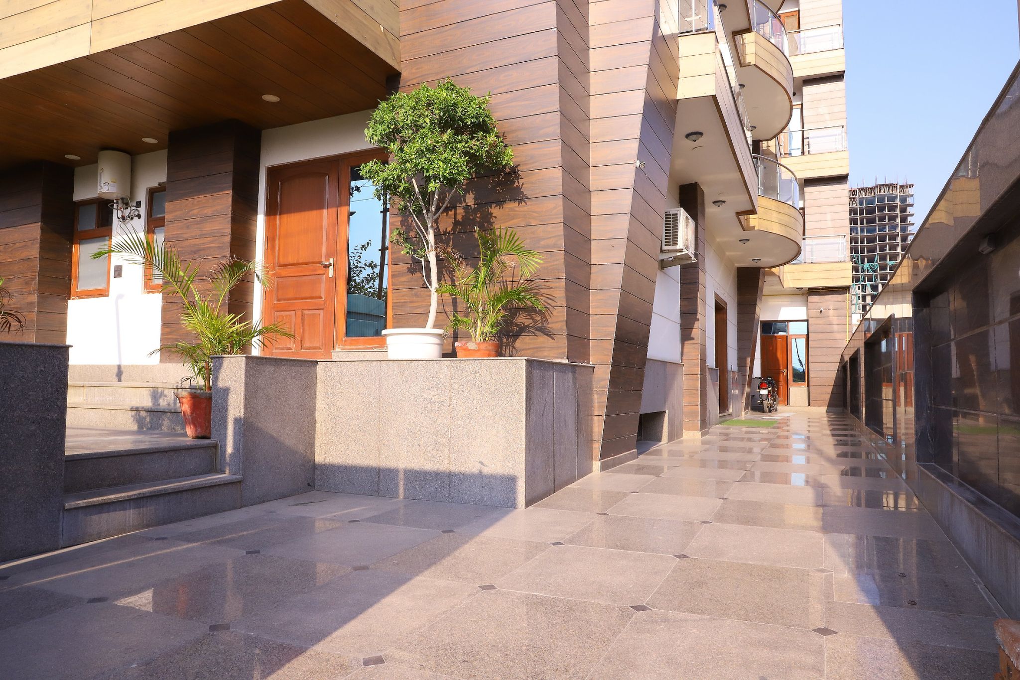 Kumar Residency Near Skymark One, Sector 98 Deluxe Room  5