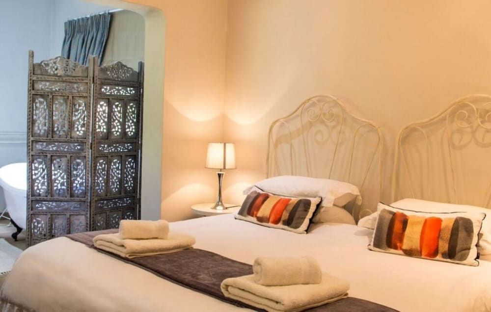 Swartberg Country Manor Standard Twin Room 6