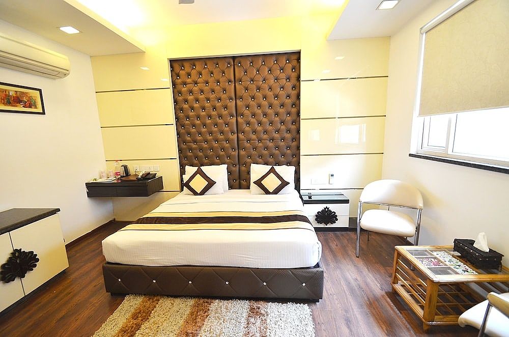 Hotel Metro View Premium Room 11