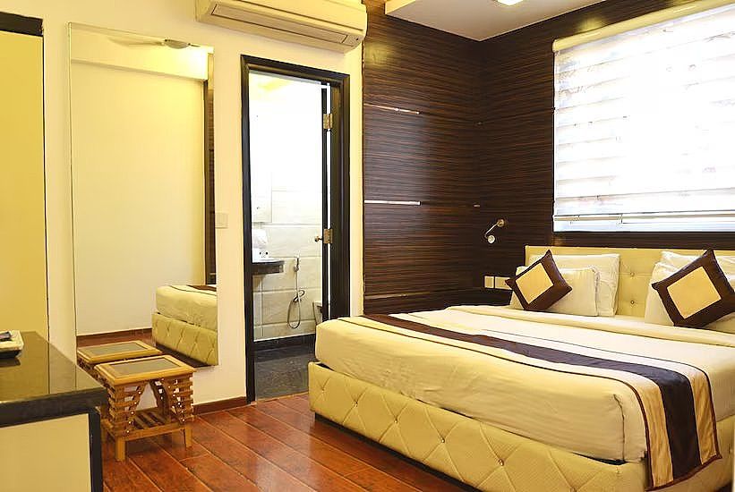 Hotel Metro View Deluxe Room 4