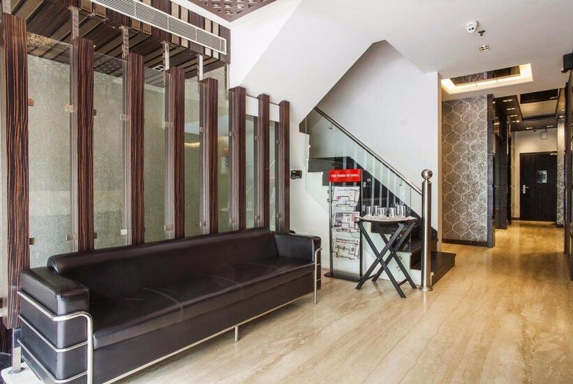 undefined Hotel Metro View 3