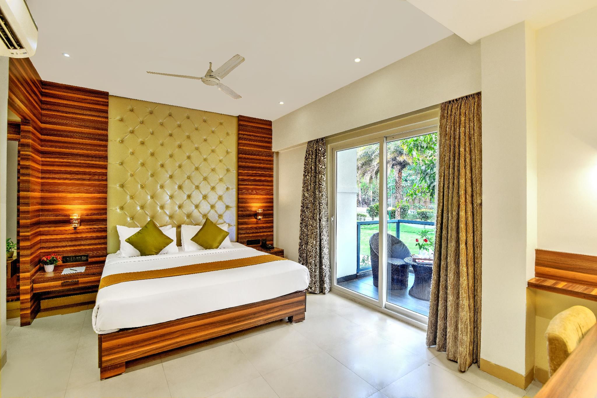 undefined Celebrity Resort 5