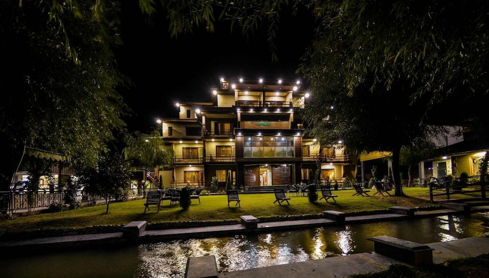 undefined Eden Resorts & Spa 4