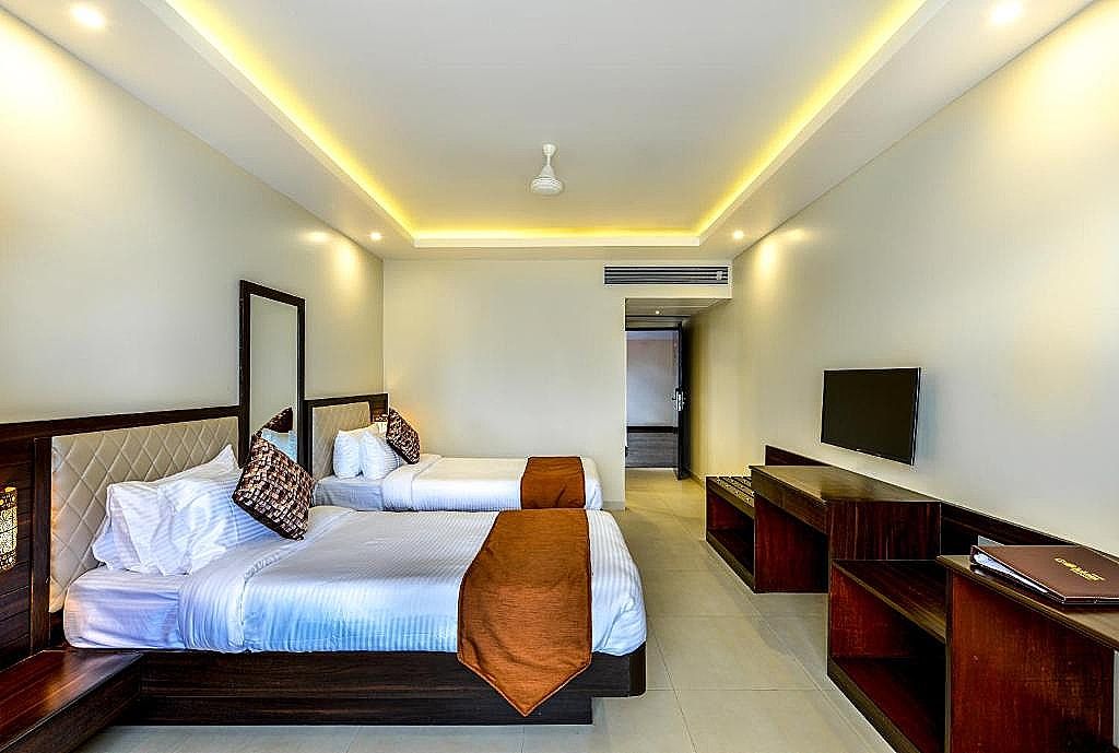 Hotel Golden Plateau Premium Twin Room