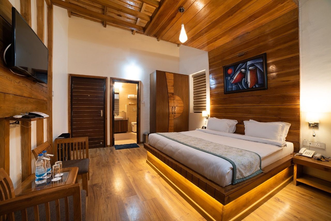 Arkaya Mukteshwar by Super Glitz Resorts Pvt Ltd Himalayan Vista Room 3