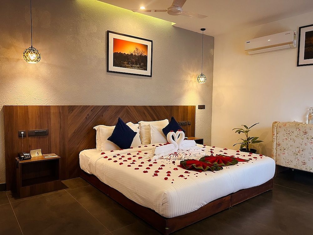 Haze and Kites Resort Munnar Premier Cottage 7