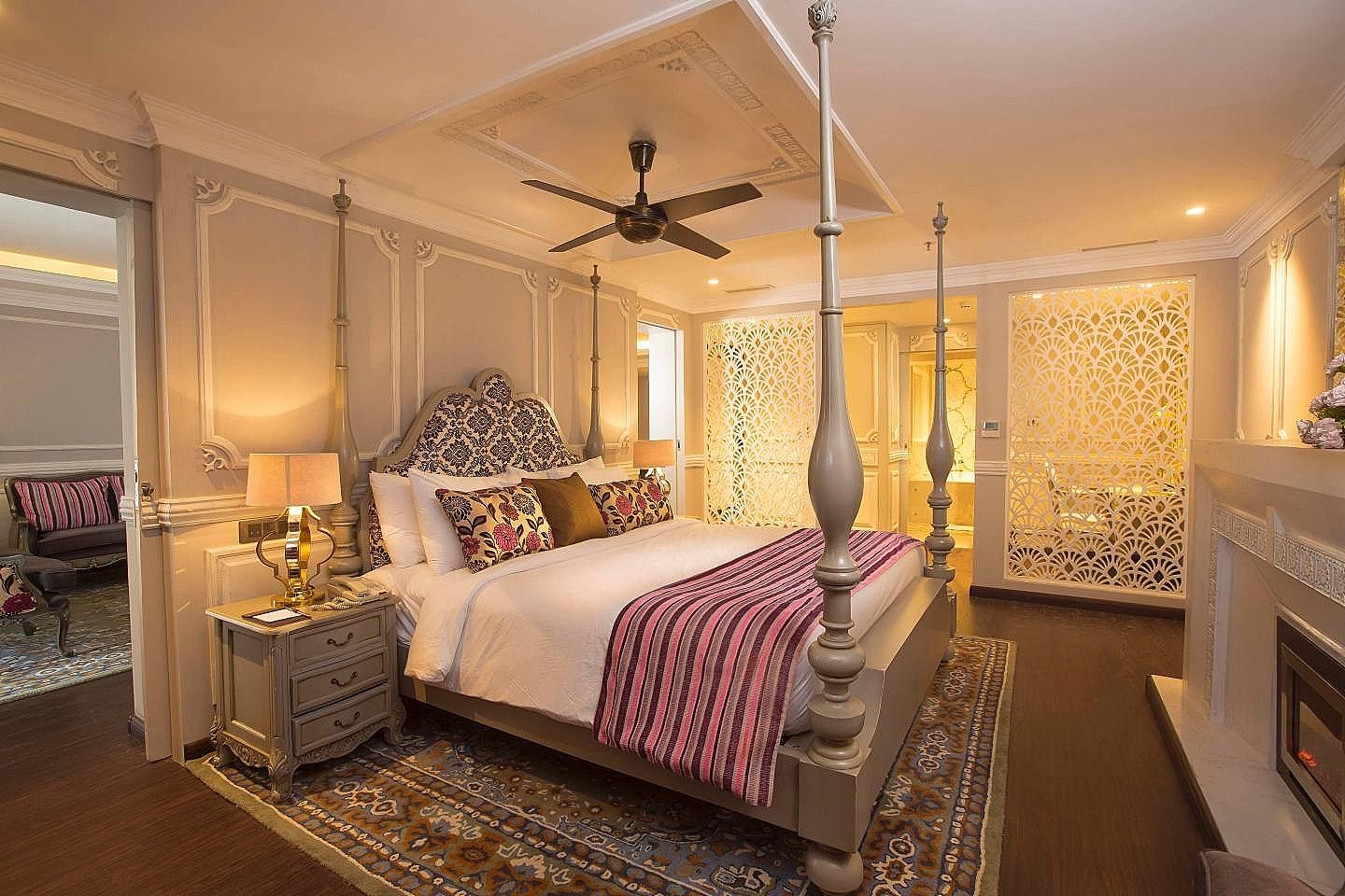 Royal Fragrant Suite With Private Terrace